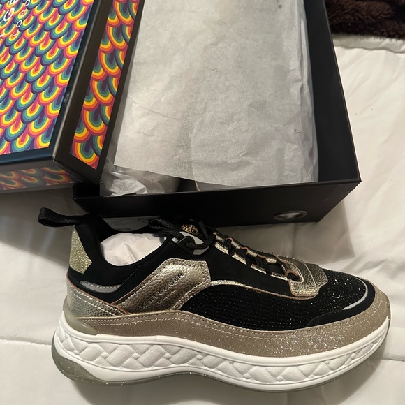 Authentic Kurt Geiger Sneakers Size 7.5/38 - Picture 3 of 5